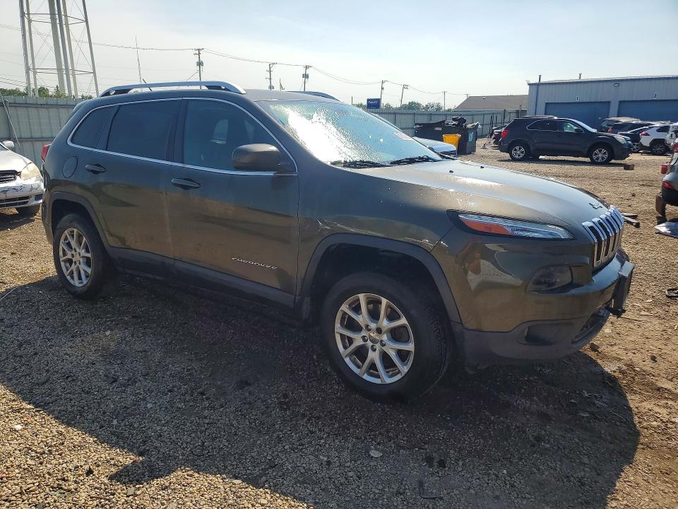 Фото 4 с аукциона – 2014 JEEP CHEROKEE с VIN 1C4PJMCS7EW318167