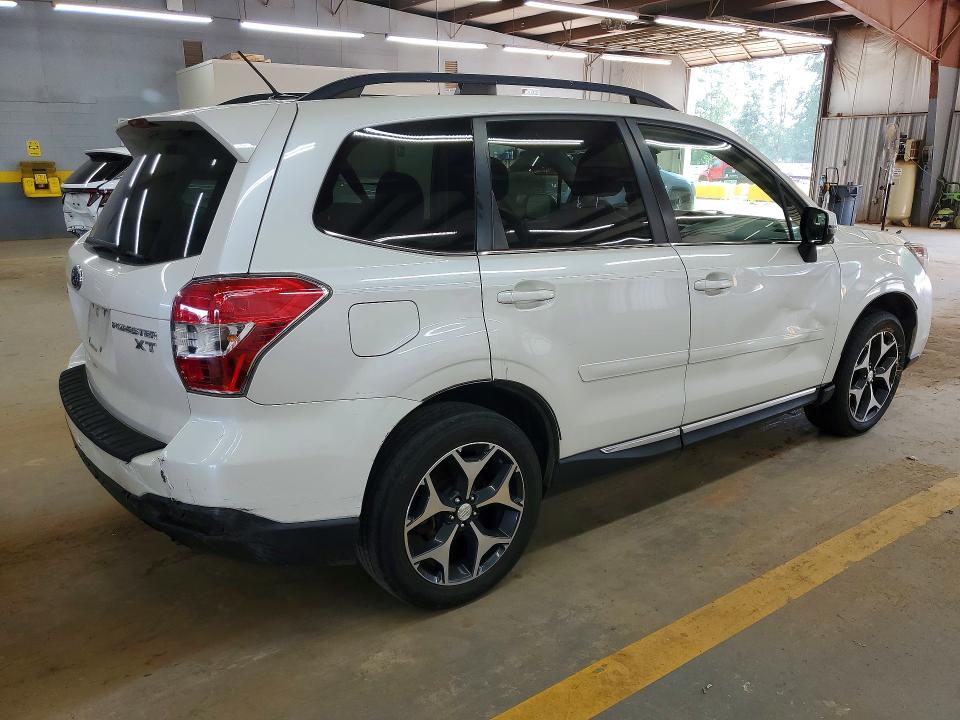 Photo 3 from auction – 2015 SUBARU FORESTER with VIN JF2SJGUC9FH591363