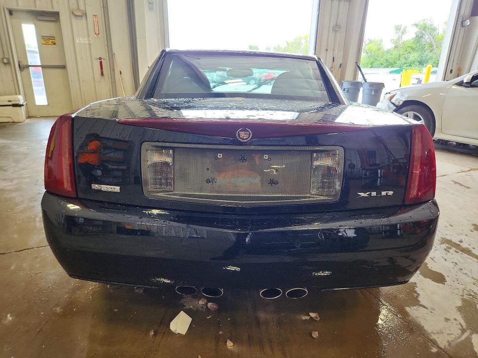 Photo 6 from auction – 2004 CADILLAC XLR with VIN 1G6YV34A245603181
