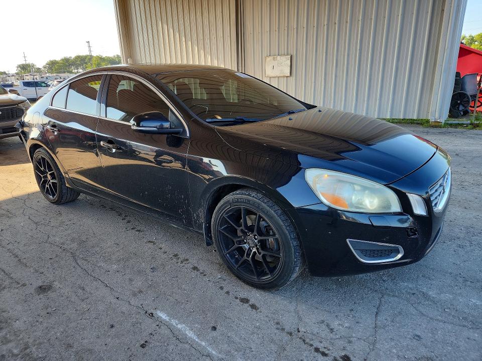 Photo 4 from auction – 2012 VOLVO S60 with VIN YV1902FH8C2119238