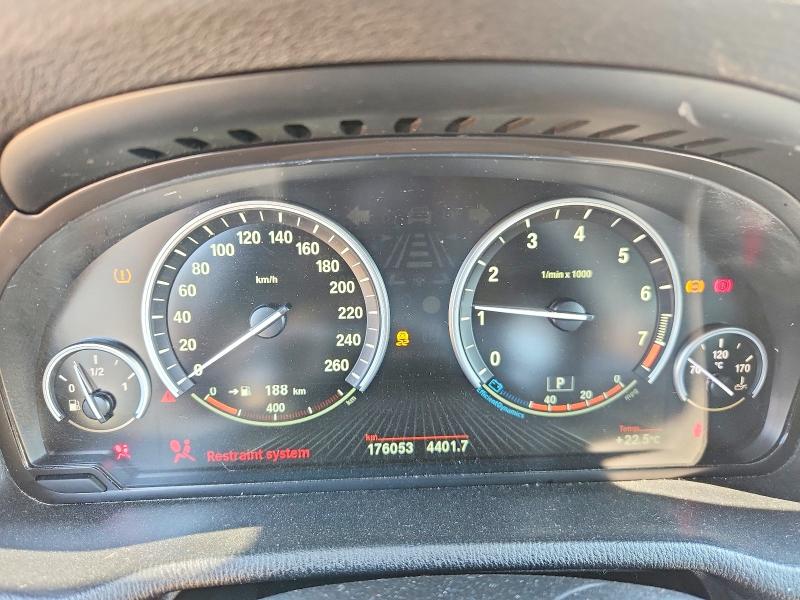 Zdjęcie 9 z aukcji – 2016 BMW X3 z VIN 5UXWX7C54G0K37072