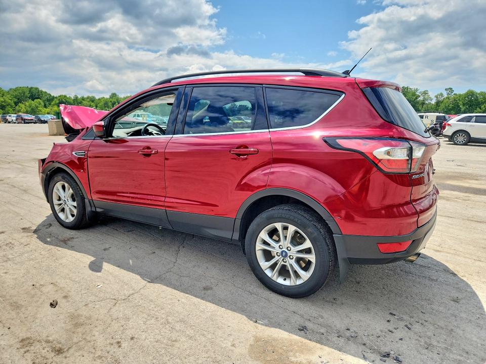 Photo 2 from auction – 2018 FORD ESCAPE with VIN 1FMCU9HD7JUD42225