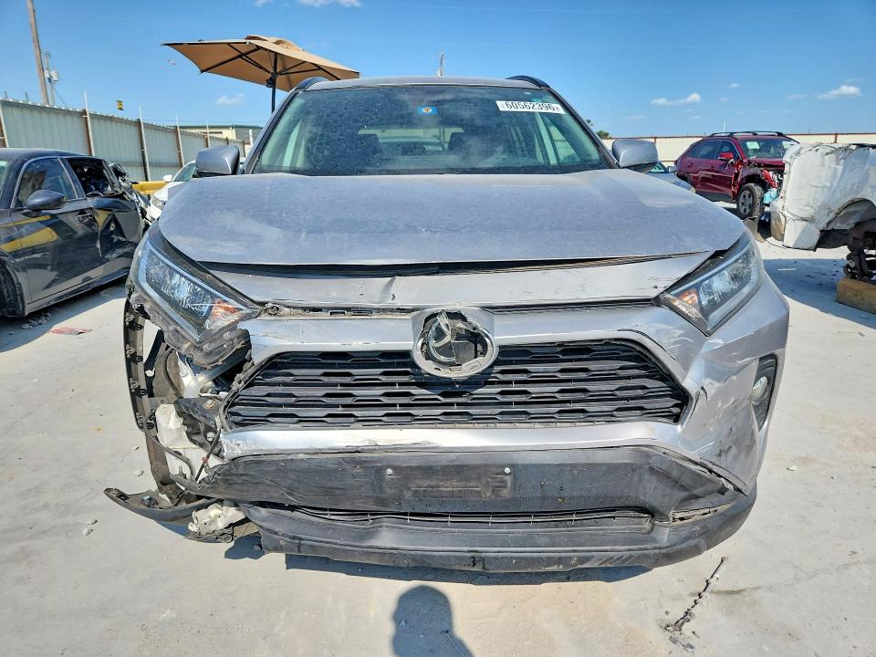 Photo 5 from auction – 2020 TOYOTA RAV4 with VIN 2T3W1RFV8LC041007