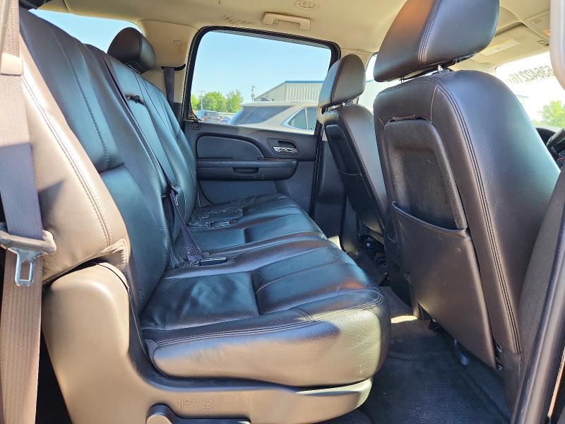 Photo 11 from auction – 2009 CHEVROLET SUBURBAN with VIN 1GNFK26389R271017