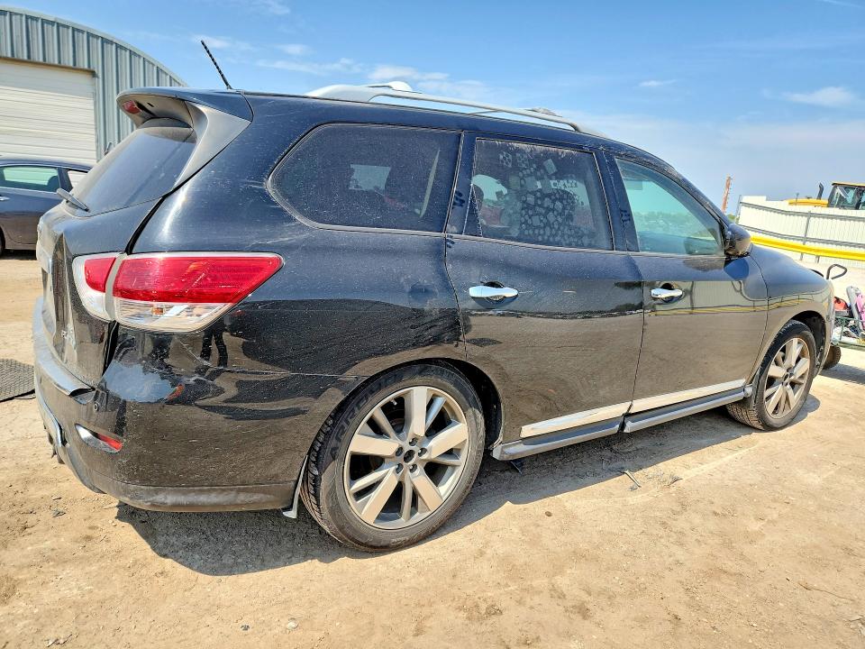 Photo 3 from auction – 2015 NISSAN PATHFINDER with VIN 5N1AR2MM0FC696235