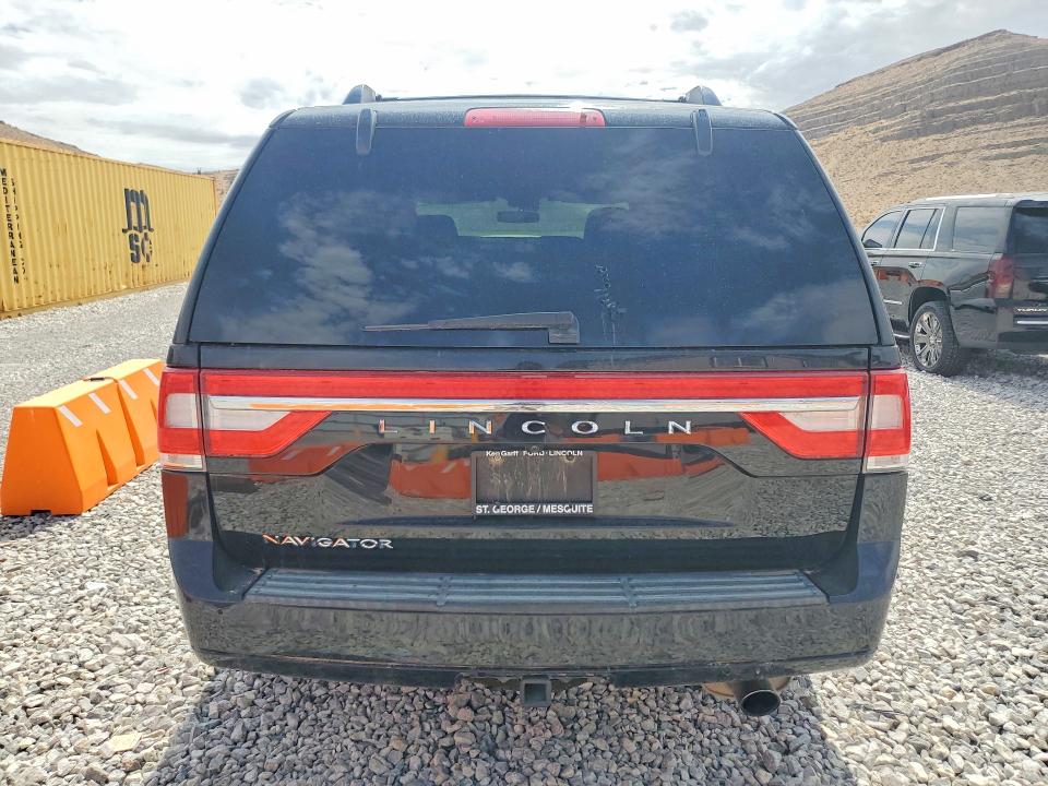 Photo 6 from auction – 2017 LINCOLN NAVIGATOR with VIN 5LMJJ2LT2HEL00617