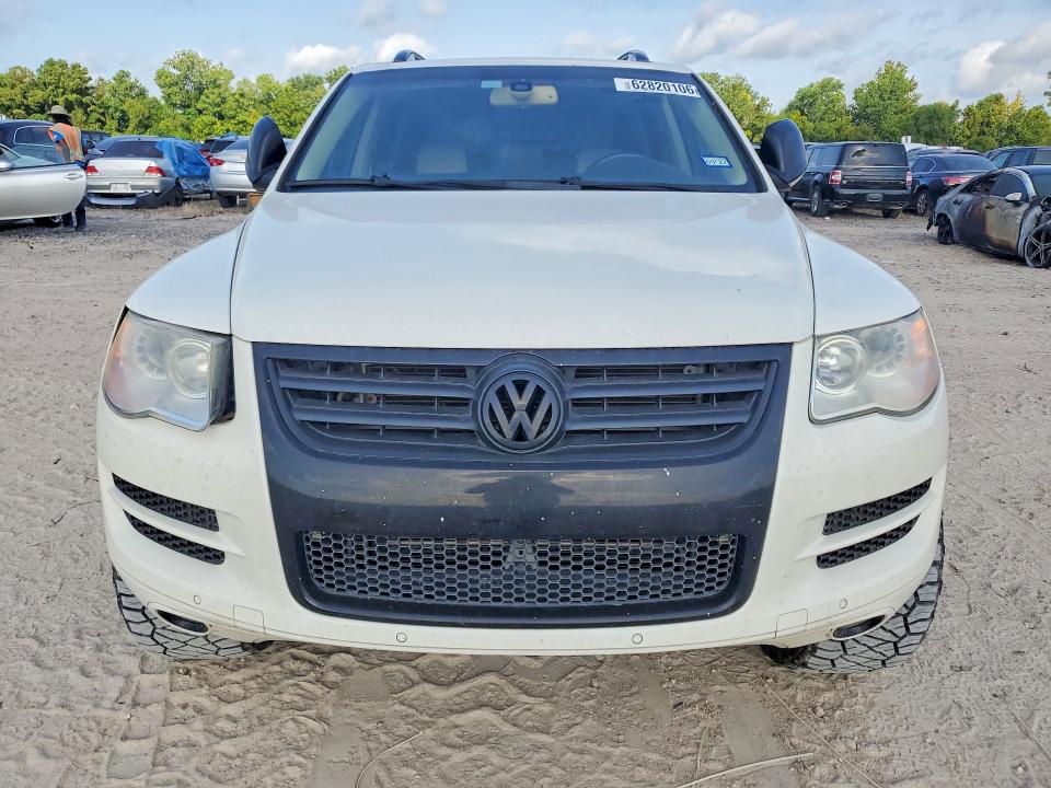 Photo 5 from auction – 2010 VOLKSWAGEN TOUAREG with VIN WVGFK7A93AD000946
