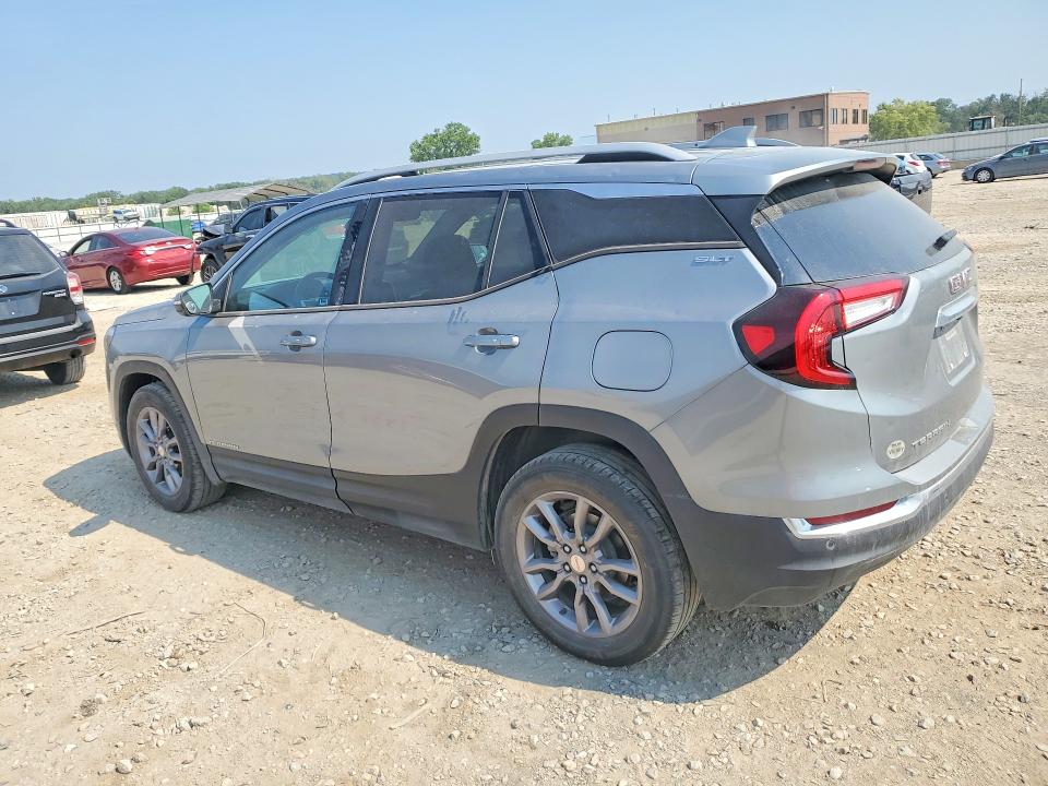 Photo 2 from auction – 2024 GMC TERRAIN with VIN 3GKALPEG7RL238037