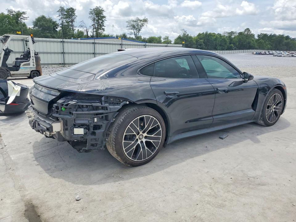 Photo 3 from auction – 2022 PORSCHE TAYCAN with VIN WP0AA2Y19NSA12219