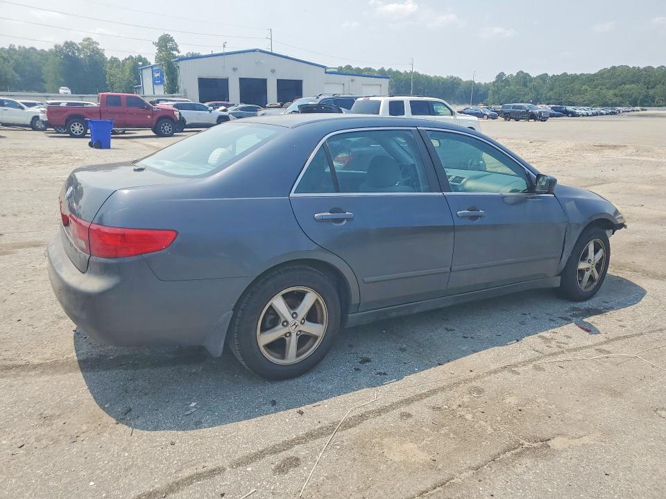 Photo 3 from auction – 2005 HONDA ACCORD with VIN 1HGCM56755A083981
