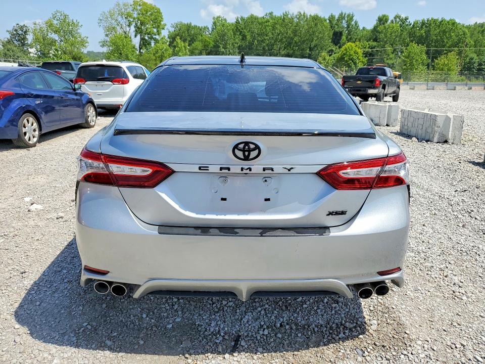 Photo 6 from auction – 2020 TOYOTA CAMRY with VIN 4T1K61AK4LU332707