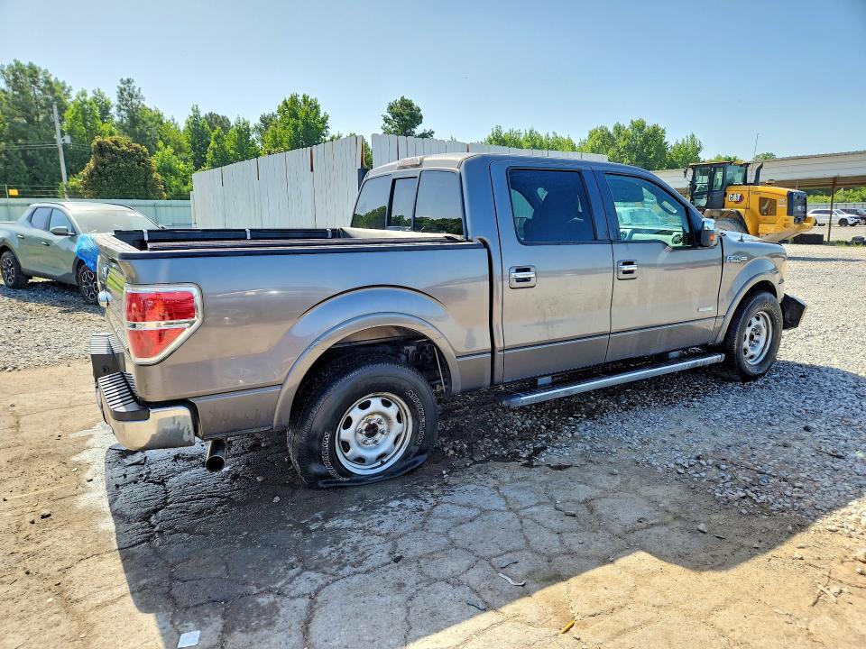 Снимка 3 от търг – 2011 FORD F150 с VIN 1FTFW1CT0BFA90965
