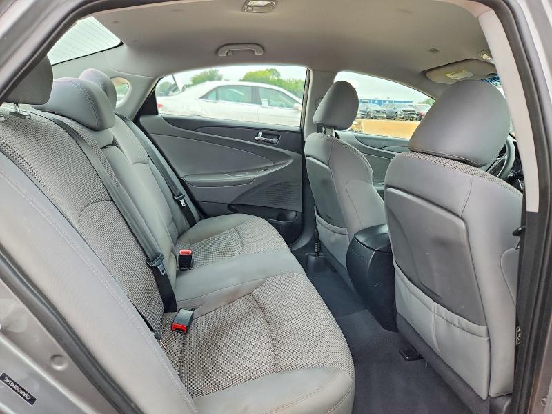 Photo 10 from auction – 2014 HYUNDAI SONATA with VIN 5NPEB4AC1EH916552
