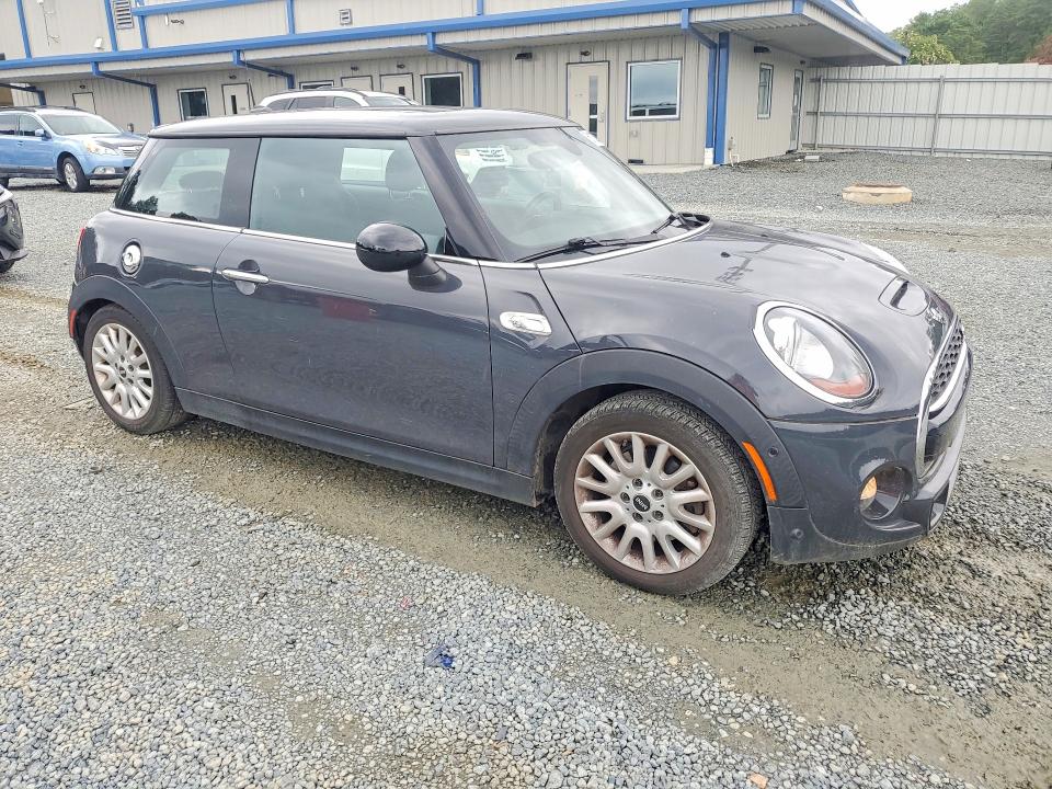 Photo 4 from auction – 2014 MINI COOPER with VIN WMWXM7C50ET985941