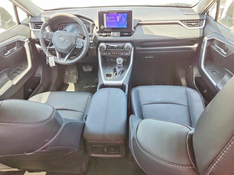 Photo 8 from auction – 2024 TOYOTA RAV4 with VIN 2T3A1RFV3RC427708