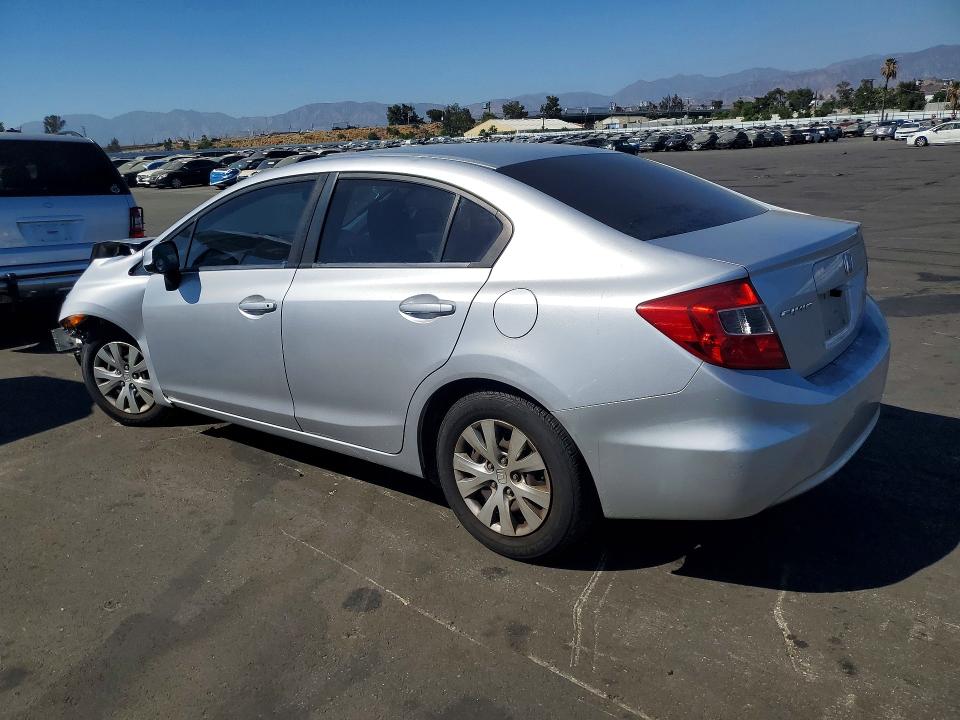 Photo 2 from auction – 2012 HONDA CIVIC with VIN 19XFB2F56CE008716