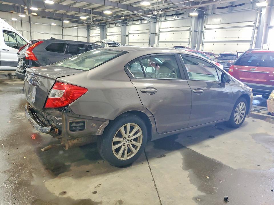 Photo 3 from auction – 2012 HONDA CIVIC with VIN 19XFB2F91CE013860