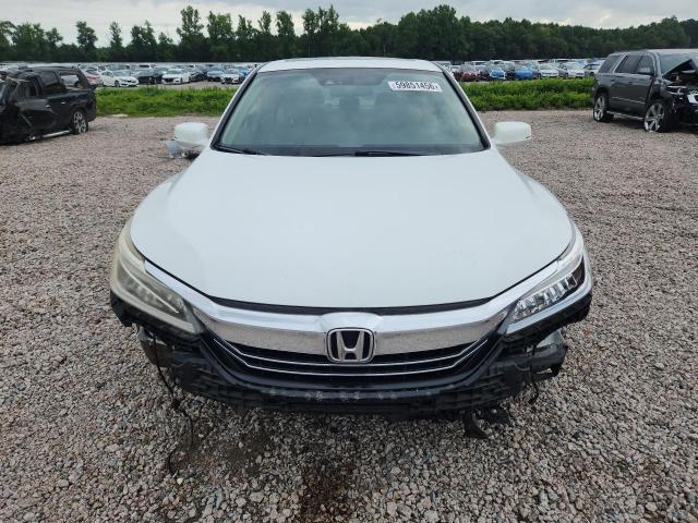 Photo 5 from auction – 2017 HONDA ACCORD with VIN JHMCR6F73HC030600