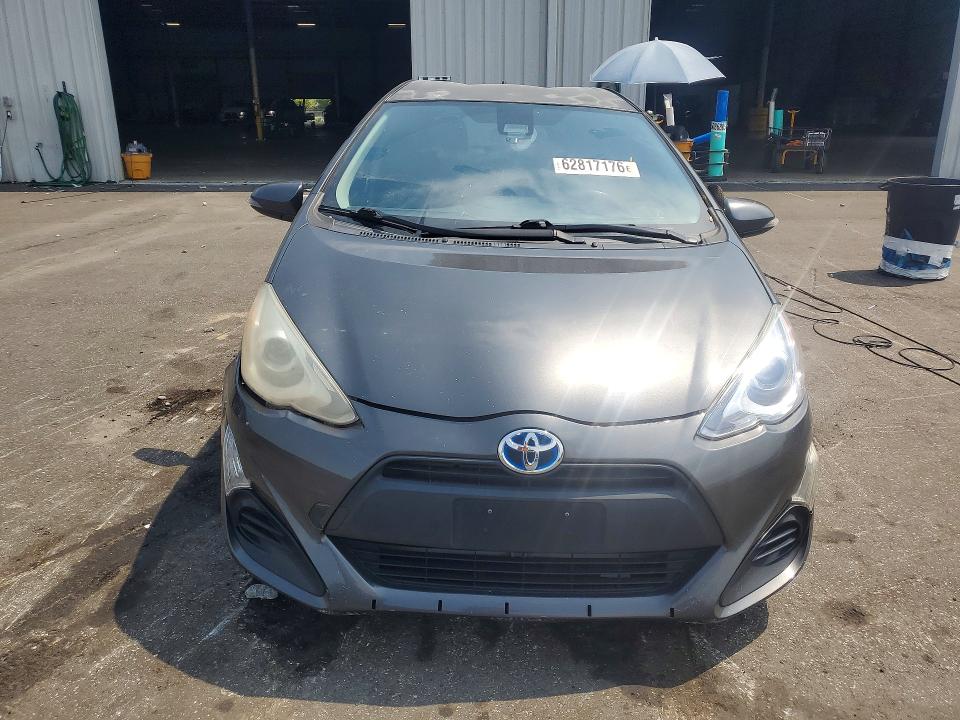 Photo 5 from auction – 2017 TOYOTA PRIUS C with VIN JTDKDTB33H1593770