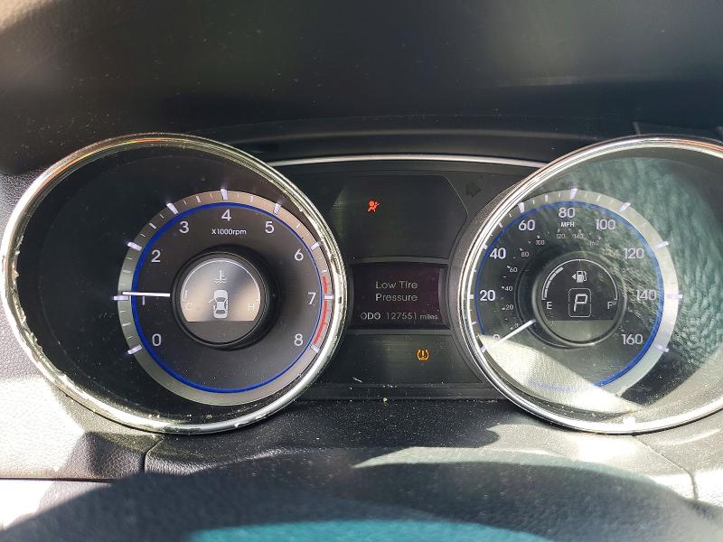 Photo 9 from auction – 2011 HYUNDAI SONATA with VIN 5NPEB4AC1BH072976