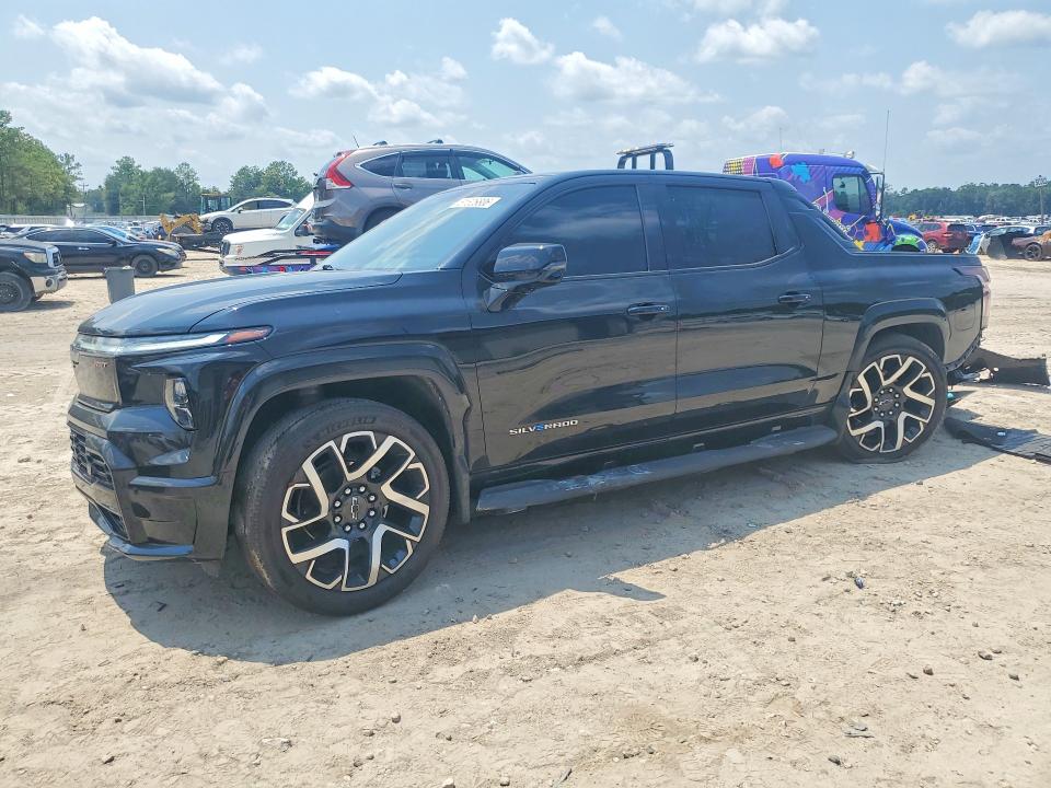 CHEVROLET SILVERADO 2024 with VIN 1GC40ZEL8RU301758 - Photo from auction