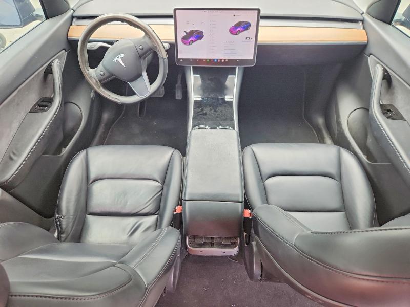 Photo 8 from auction – 2020 TESLA MODEL Y with VIN 5YJYGDEE0LF015078
