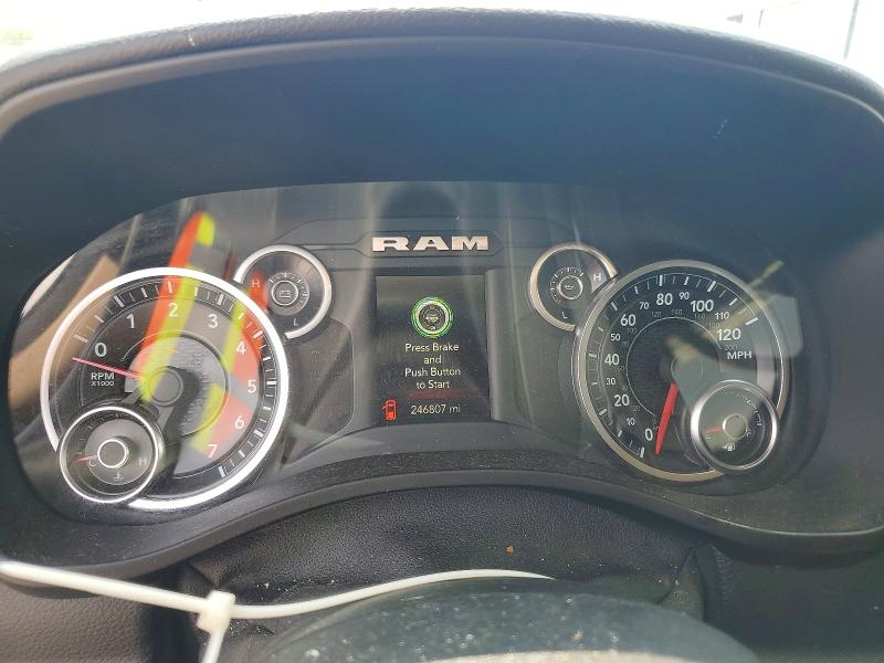 Photo 9 from auction – 2019 RAM 1500 with VIN 1C6RREBT4KN616928