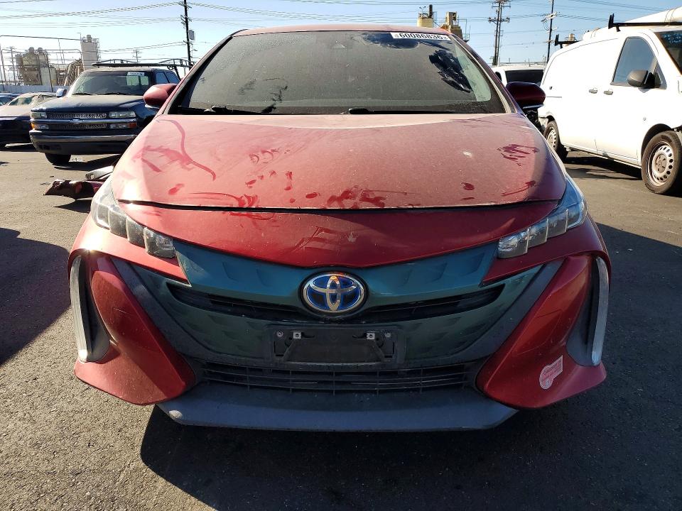 Photo 5 from auction – 2018 TOYOTA PRIUS PRIME with VIN JTDKARFP4J3084998
