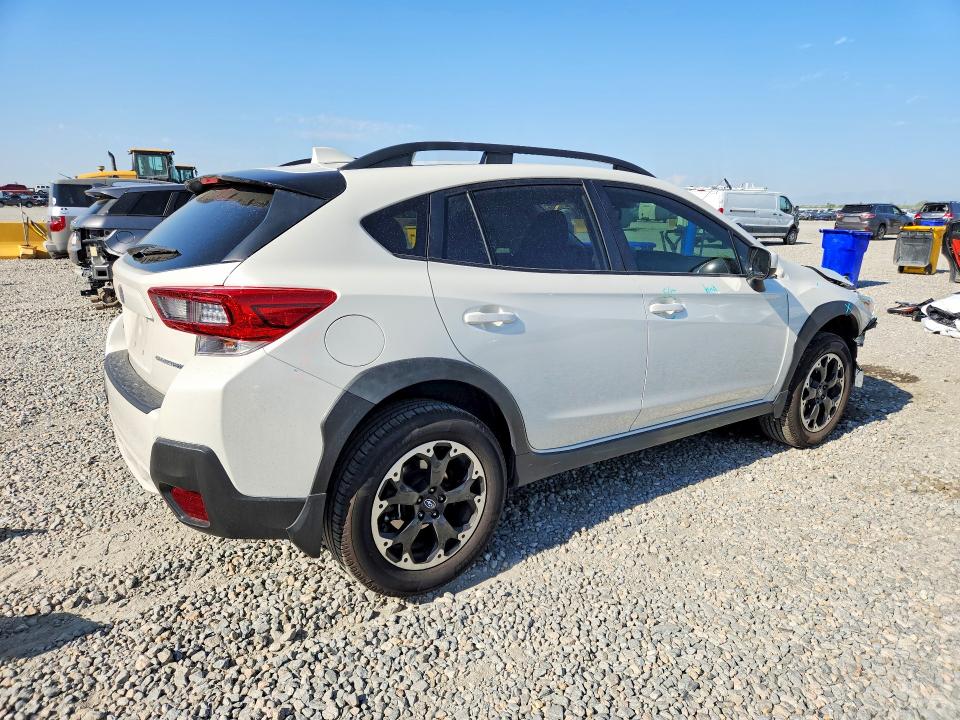 Photo 3 from auction – 2021 SUBARU CROSSTREK with VIN JF2GTAPC7M8219106
