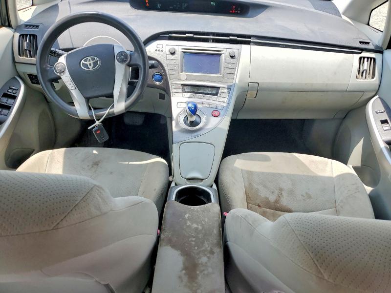 Photo 8 from auction – 2013 TOYOTA PRIUS with VIN JTDKN3DU6D5627464