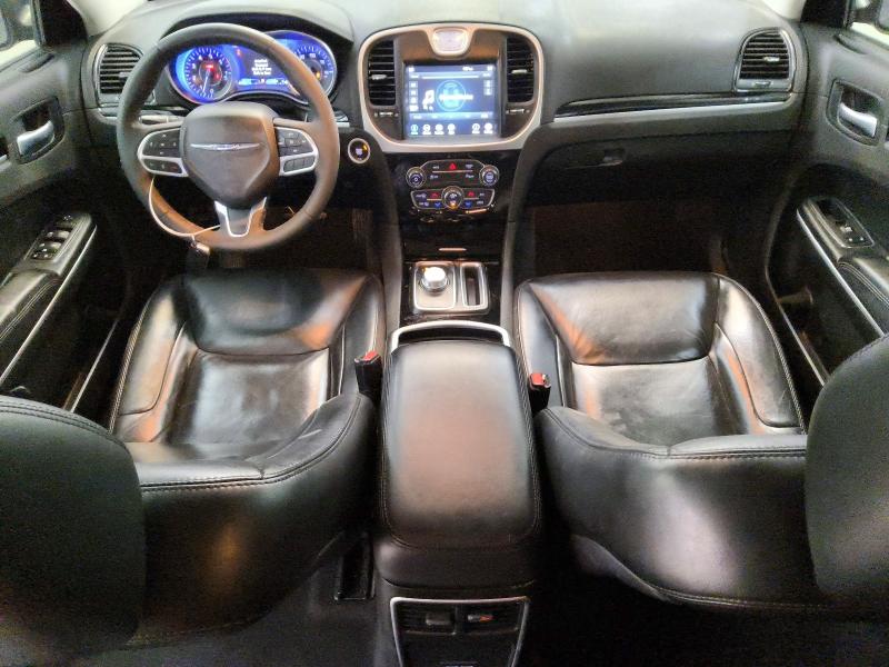 Photo 8 from auction – 2023 CHRYSLER 300 with VIN 2C3CCADG7PH548833