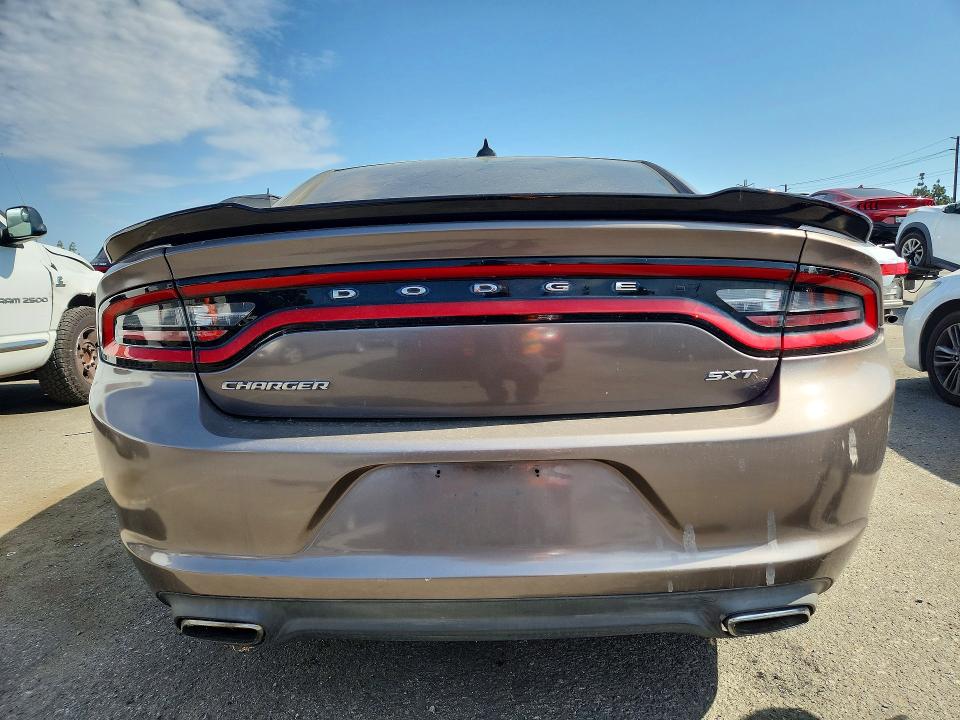 Photo 6 from auction – 2016 DODGE CHARGER with VIN 2C3CDXHG1GH235139