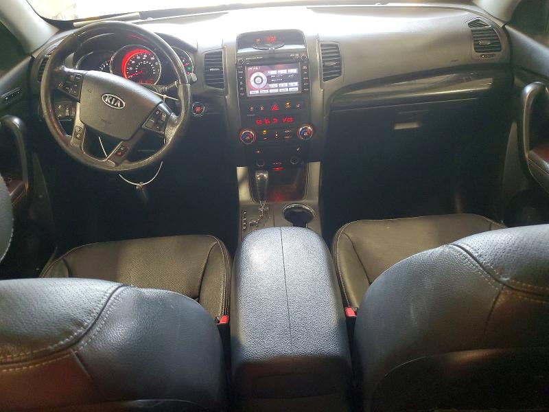 Photo 8 from auction – 2013 KIA SORENTO with VIN 5XYKWDA28DG352192