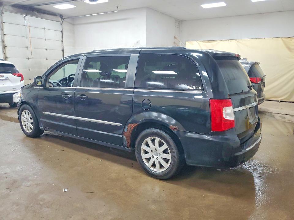 Снимка 2 от търг – 2013 CHRYSLER TOWN & COUNTRY с VIN 2C4RC1BG3DR632341