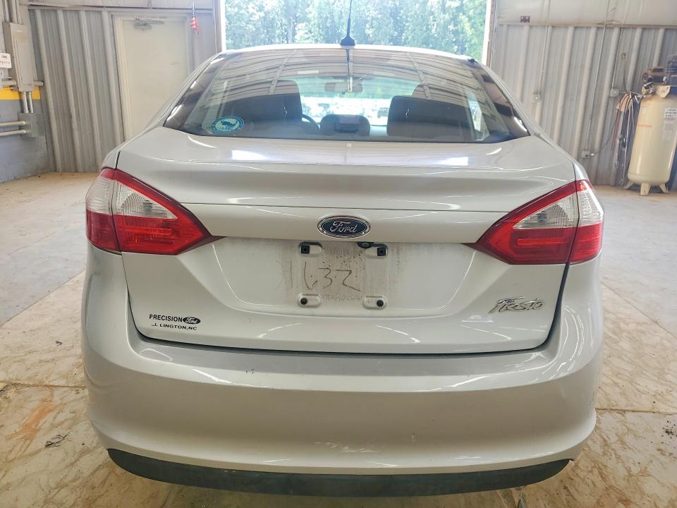 Photo 6 from auction – 2015 FORD FIESTA with VIN 3FADP4AJ5FM135580