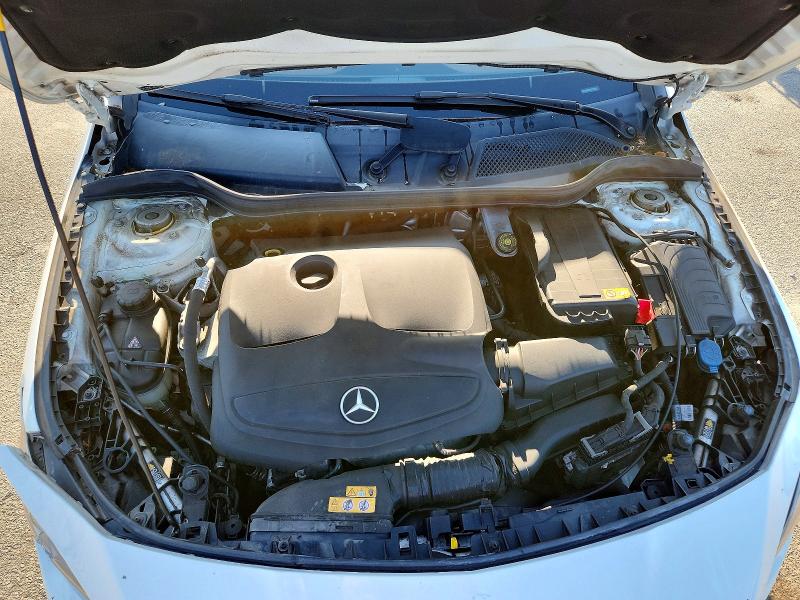 Фото 11 с аукциона – 2014 MERCEDES-BENZ CLA с VIN WDDSJ4EB8EN031908