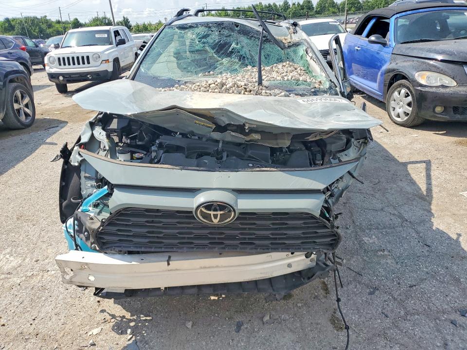 Photo 5 from auction – 2023 TOYOTA RAV4 with VIN 2T3P1RFVXPW340524