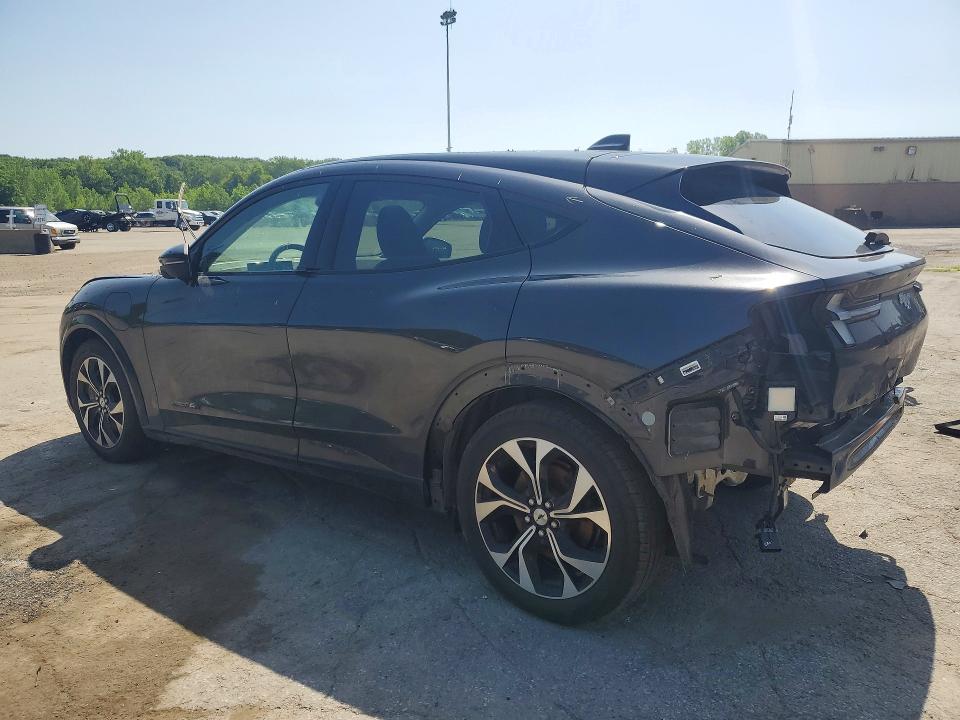 Photo 2 from auction – 2022 FORD MUSTANG MACH-E with VIN 3FMTK3SU6NMA56551