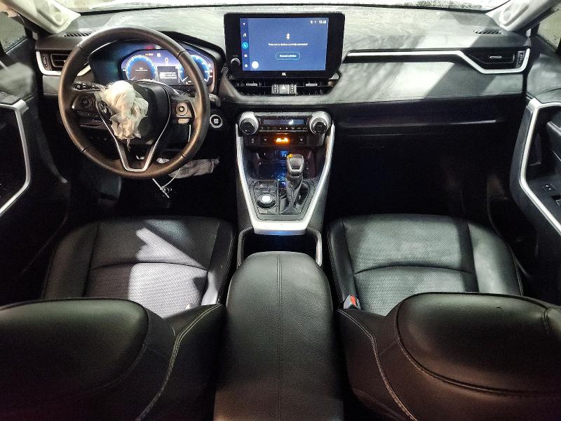 Photo 8 from auction – 2023 TOYOTA RAV4 with VIN 2T3N1RFV5PW391128