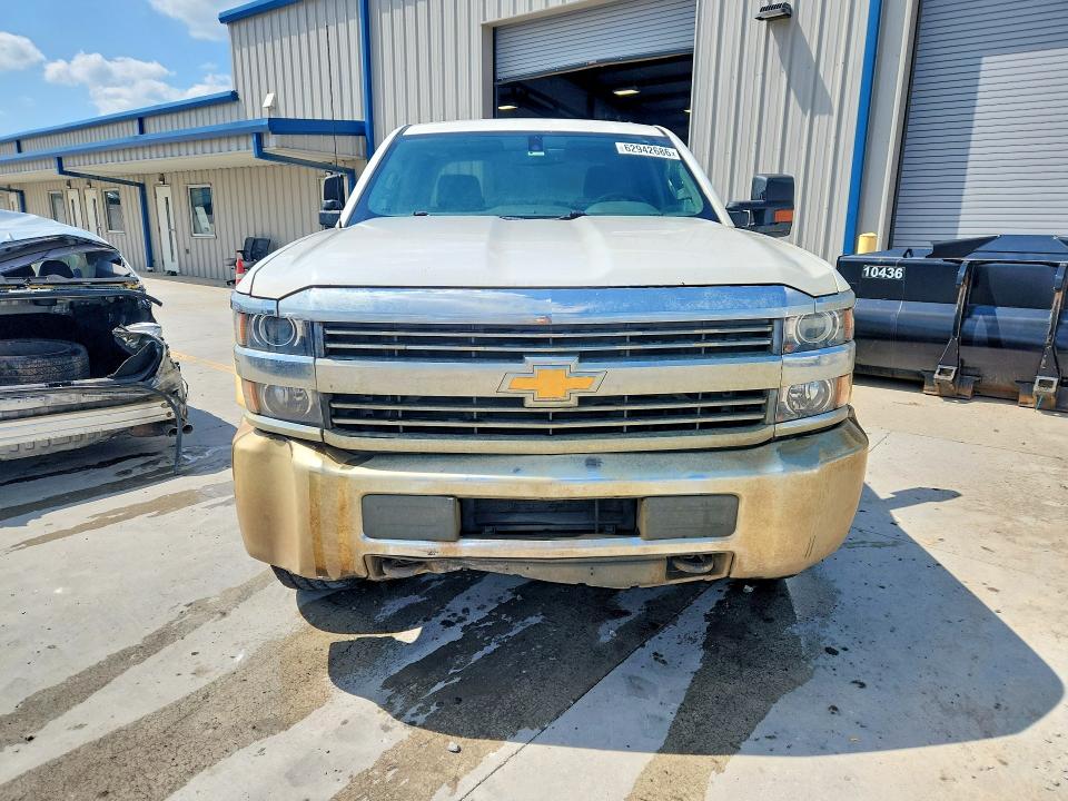 Photo 5 from auction – 2018 CHEVROLET SILVERADO with VIN 1GC1KUEG0JF117507