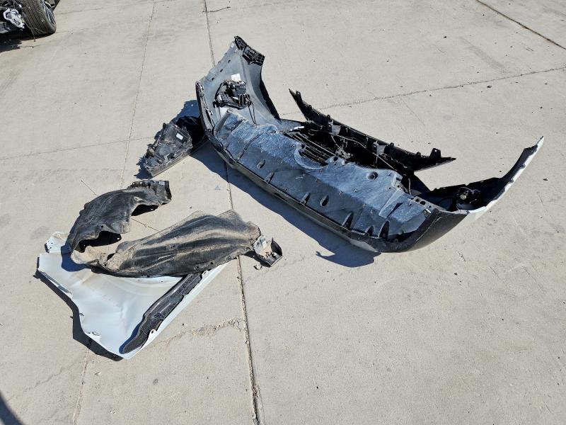 Photo 12 from auction – 2019 TOYOTA RAV4 with VIN 2T3EWRFV8KW014187