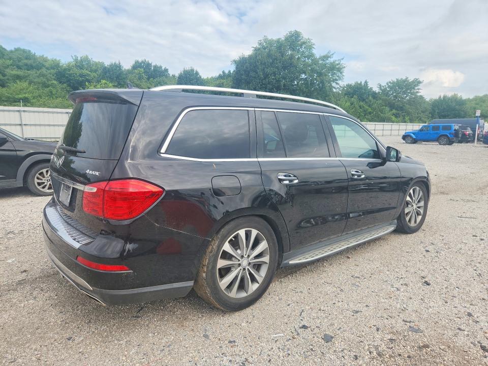 Photo 3 from auction – 2013 MERCEDES-BENZ GL with VIN 4JGDF7CE9DA258982