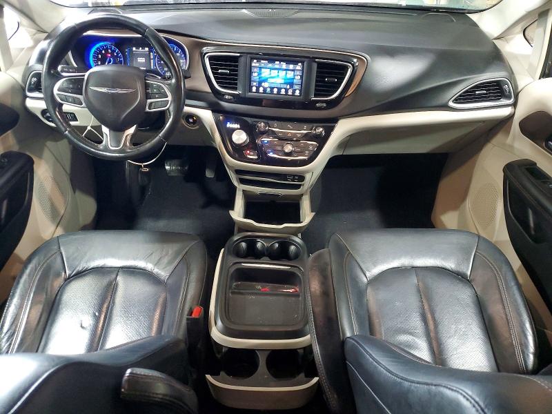 Photo 8 from auction – 2019 CHRYSLER PACIFICA with VIN 2C4RC1BG8KR554295