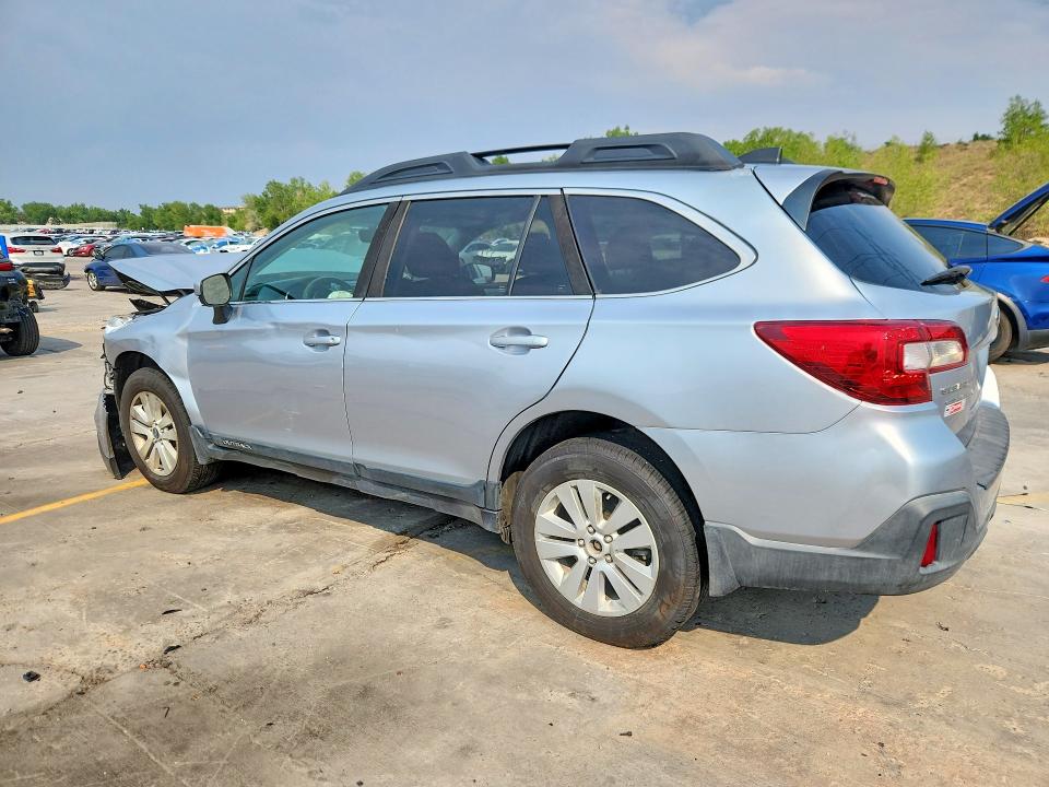 Photo 2 from auction – 2018 SUBARU OUTBACK with VIN 4S4BSACC1J3212772