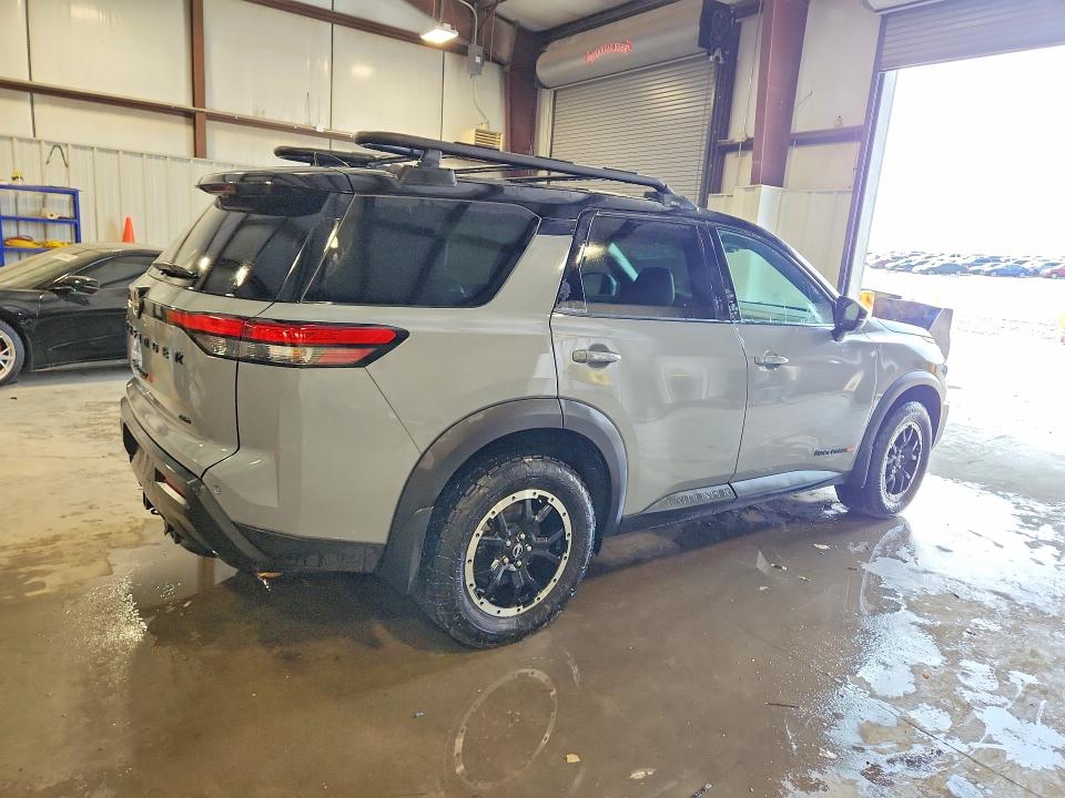 Photo 3 from auction – 2024 NISSAN PATHFINDER with VIN 5N1DR3BD6RC275954