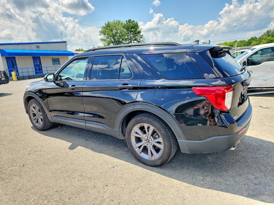 Photo 2 from auction – 2021 FORD EXPLORER with VIN 1FMSK7DH3MGC26795