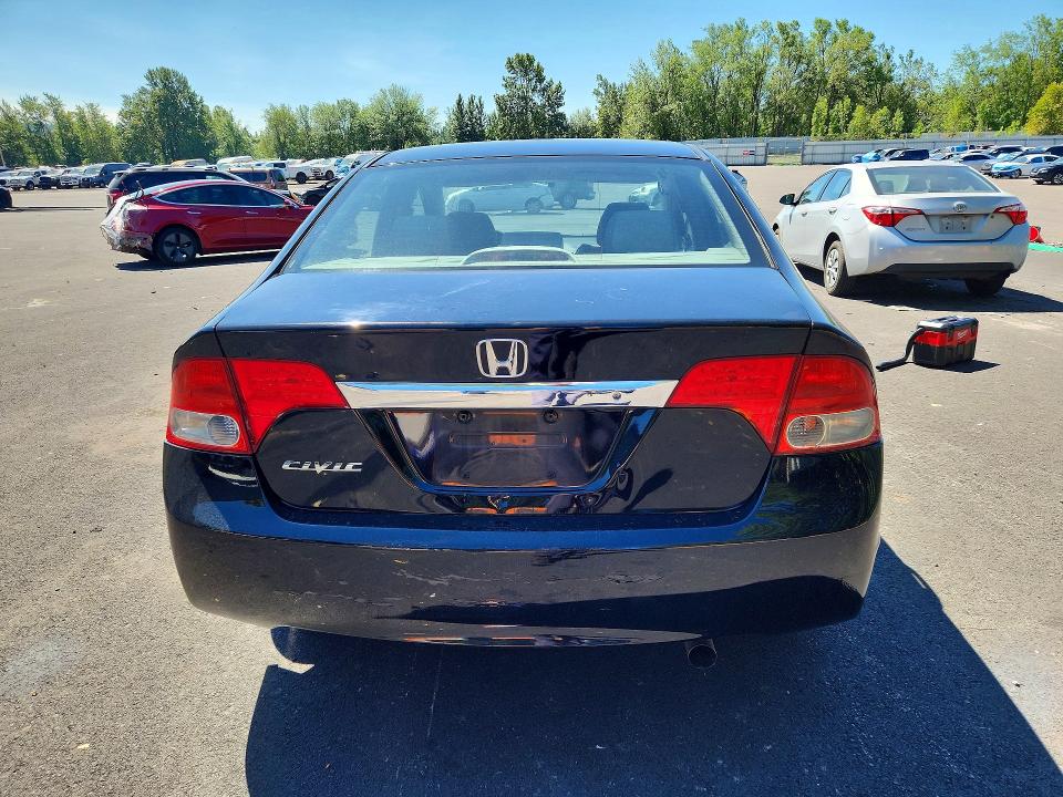 Photo 6 from auction – 2009 HONDA CIVIC with VIN 19XFA16539E049102