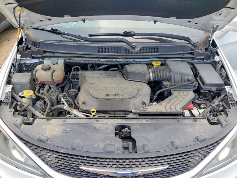 Photo 12 from auction – 2019 CHRYSLER PACIFICA with VIN 2C4RC1BG2KR597286