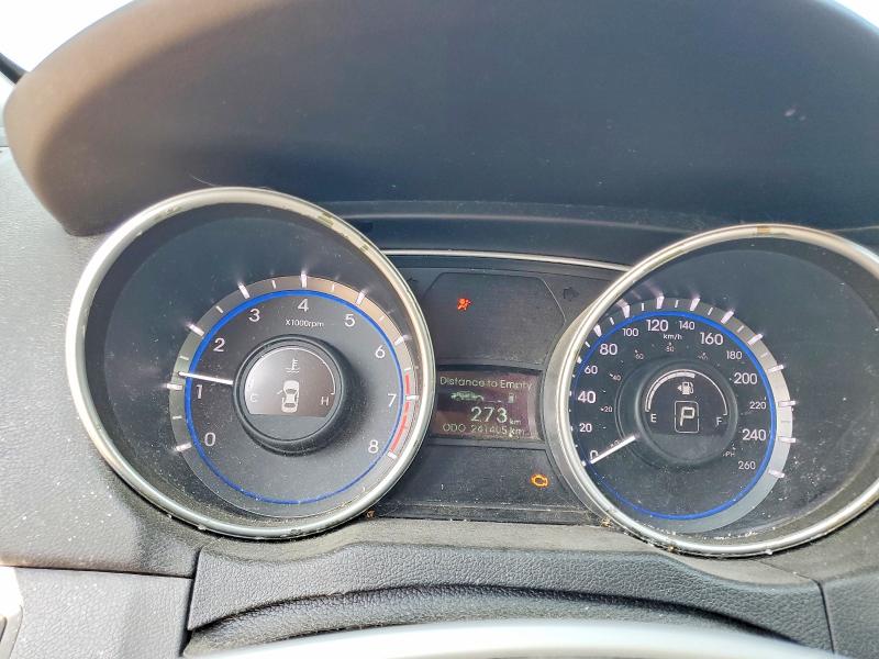 Photo 9 from auction – 2012 HYUNDAI SONATA with VIN 5NPEB4AC1CH474613