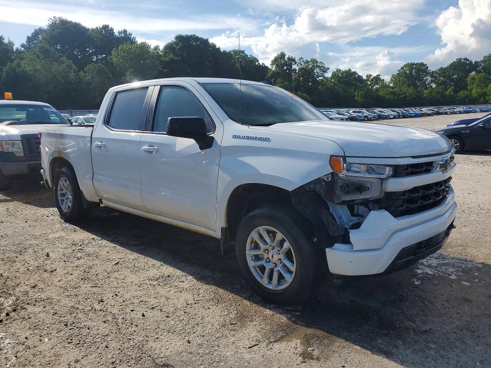 Photo 4 from auction – 2026 CHEVROLET SILVERADO with VIN 1GCUKEED8TZ247691
